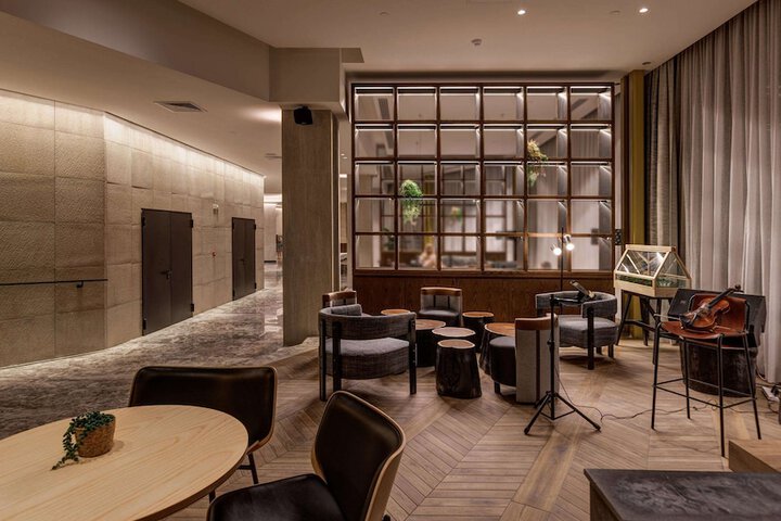 Guest Lobby