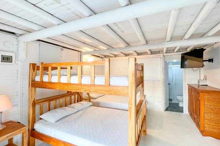 Room 36 of 71