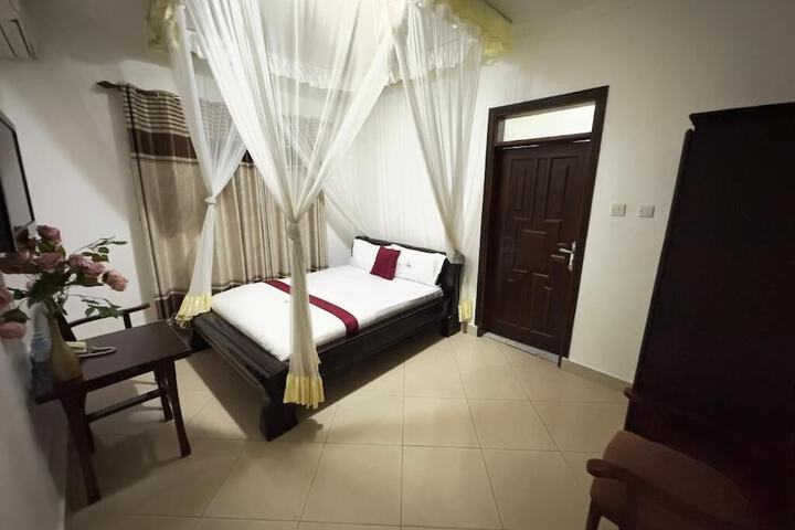 Room 4 of 45