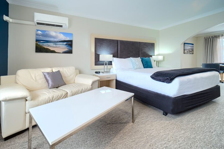 Room 16 of 79
