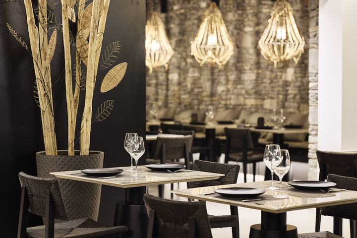 Dining 212 of 254
