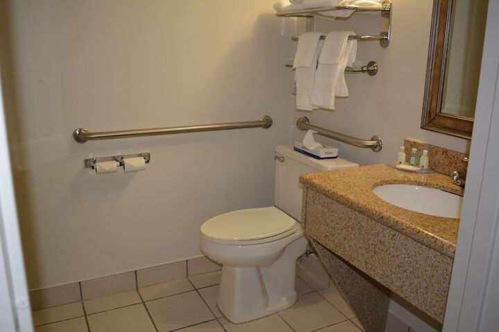 Room 34 of 53