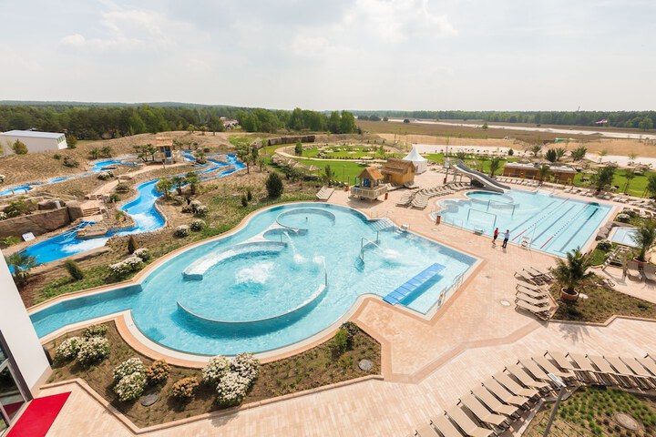 Pool 78 of 131