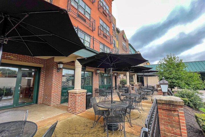 Terrace/Patio 15 of 16