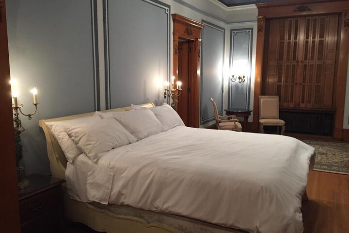 Room 15 of 26