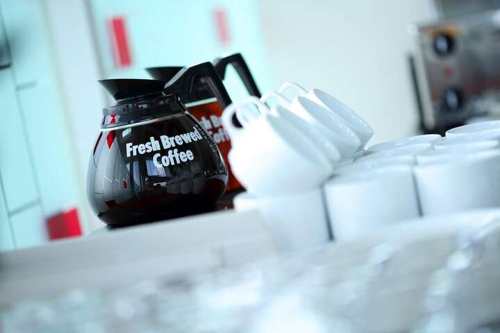 Breakfast/Coffee Service 9 of 26