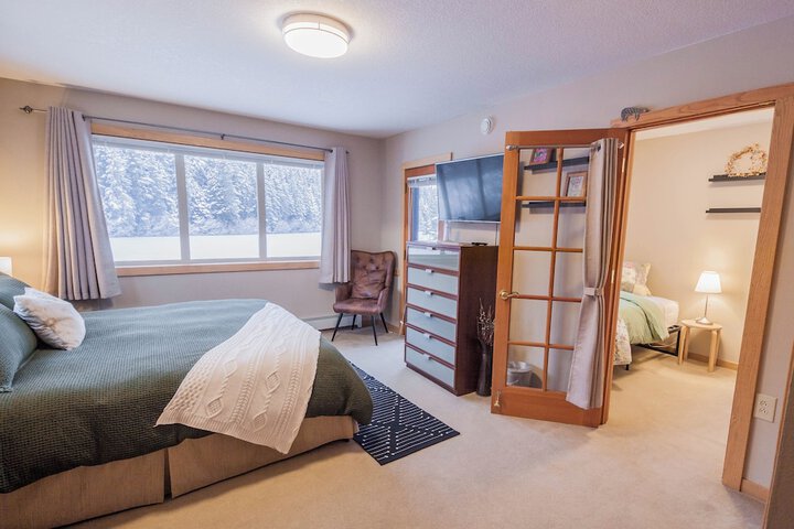 Room 13 of 115