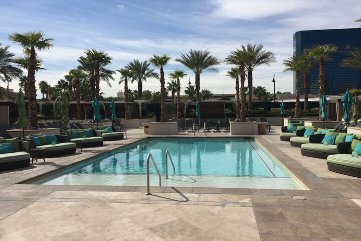 Pool 43 of 72
