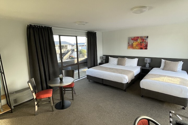 Room 17 of 81