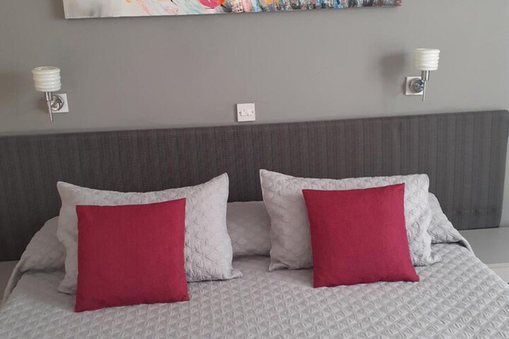 Room 35 of 61