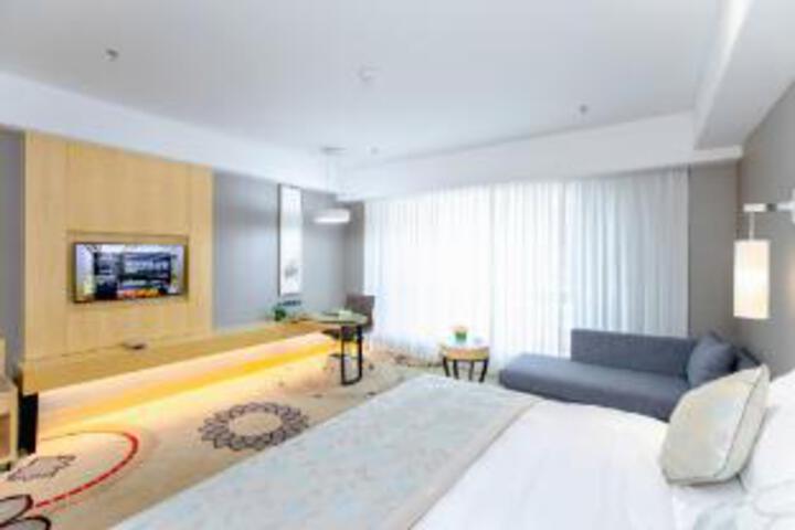 Room 21 of 23