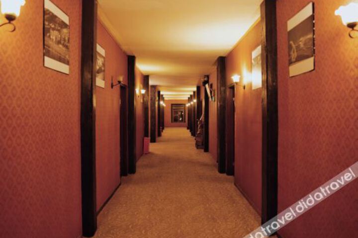 Hotel Interior 14 of 32