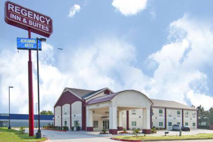Photo of REGENCY INN & SUITES