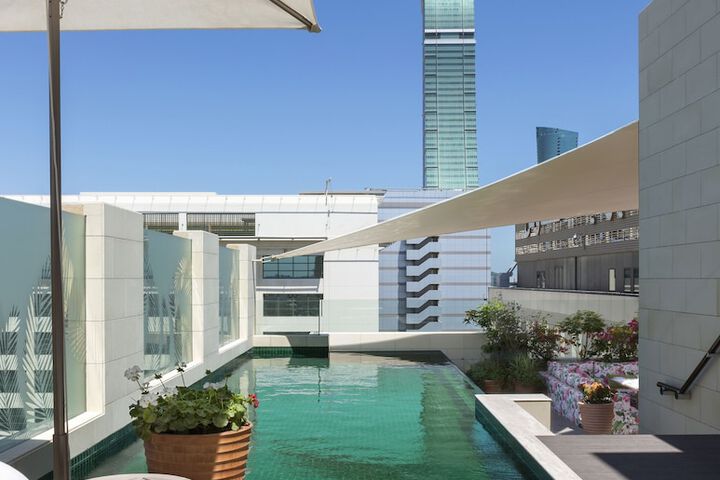 Pool 20 of 62