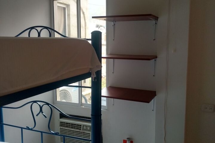 Room 2 of 20