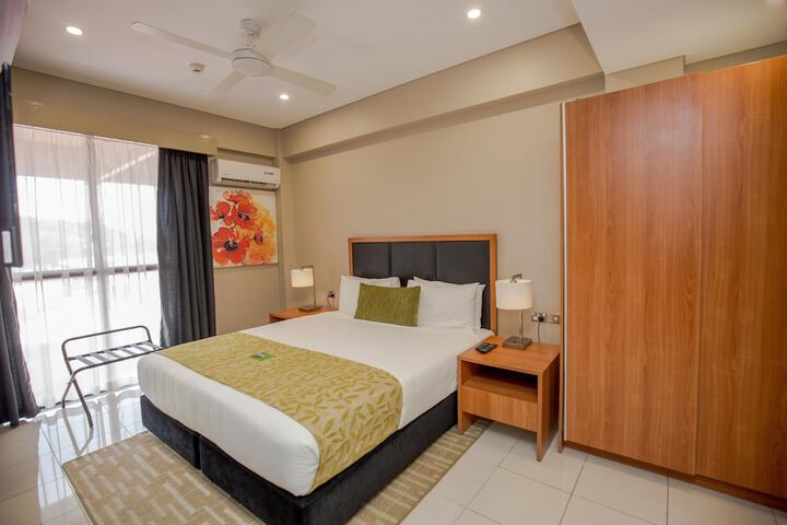 Room 3 of 34