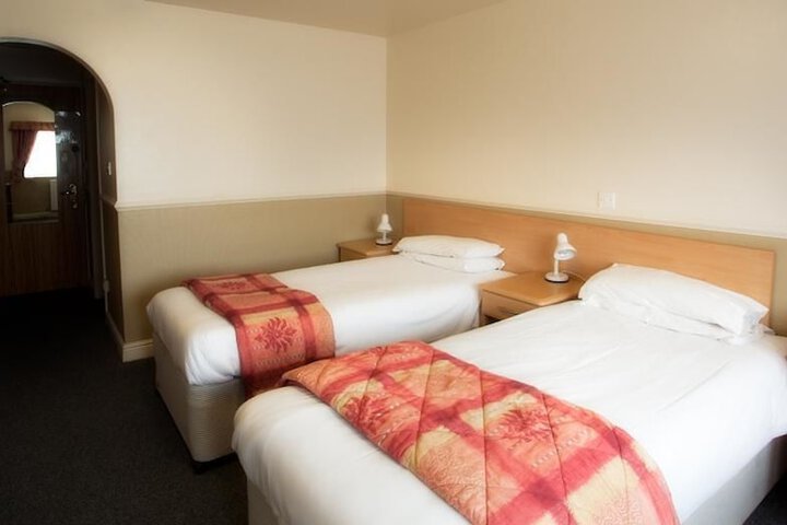 Room 5 of 26