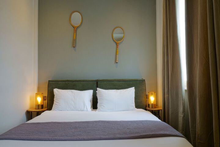 Room 52 of 121