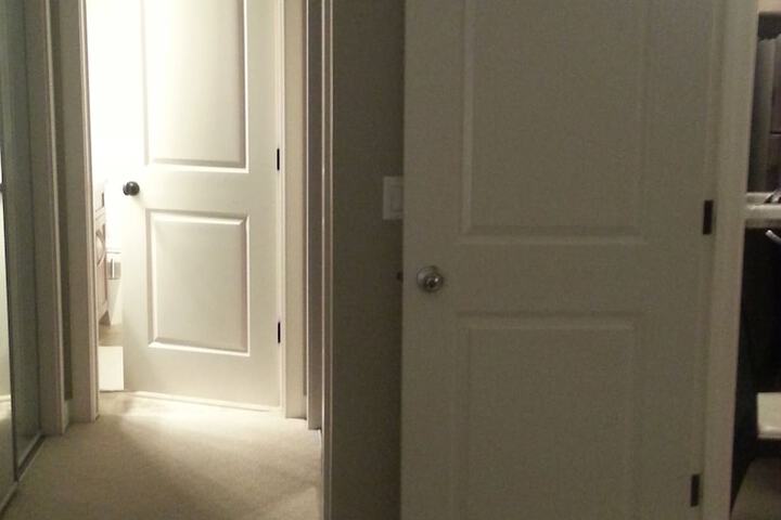 Room 6 of 82