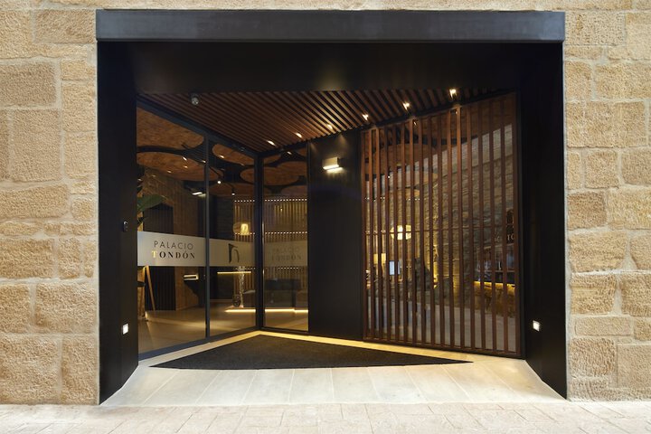 Hotel 114 of 130