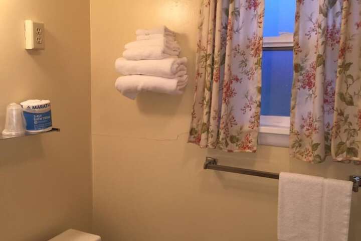 Room 9 of 15