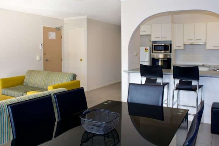Room 13 of 36