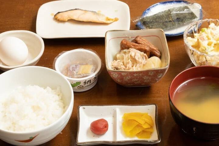 Breakfast meal