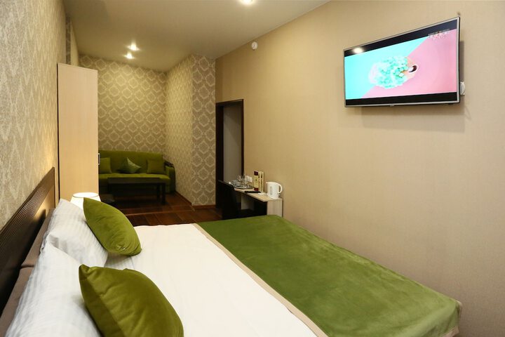 Room 17 of 54