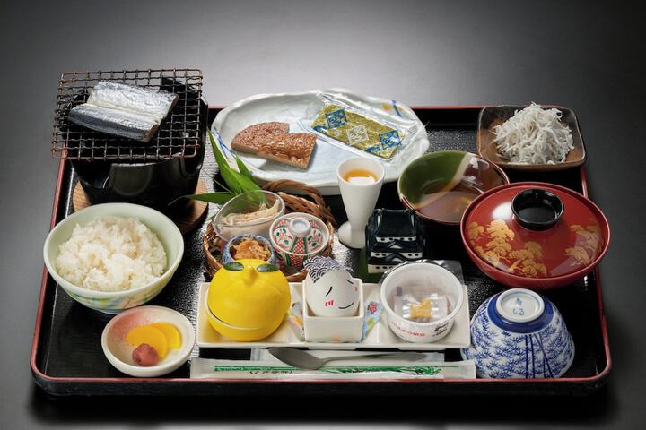 Breakfast/Coffee Service 74 of 96