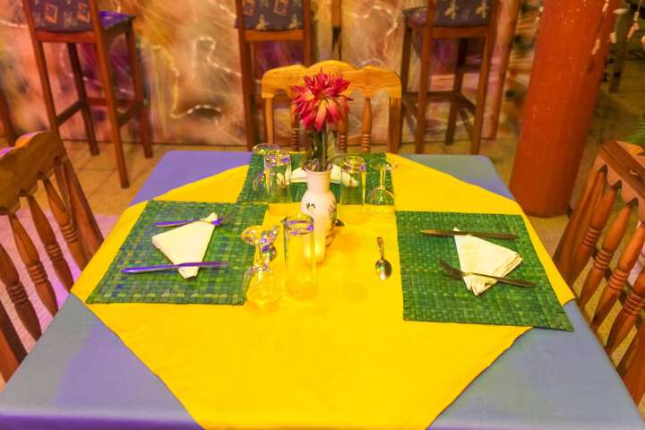 Dining 49 of 66