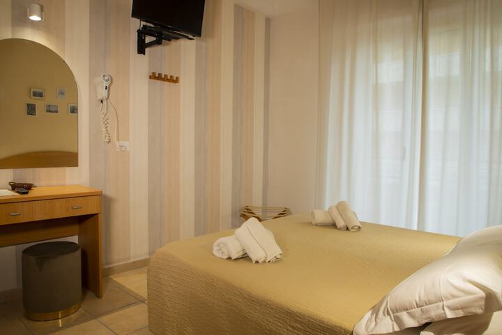 Room 12 of 55