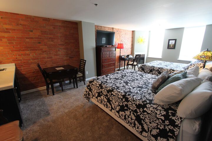 Room 5 of 36