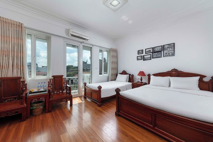 Room 46 of 86