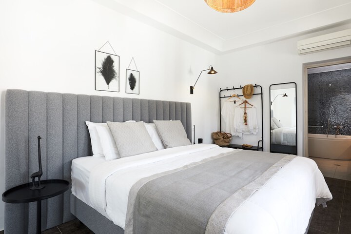 Room 54 of 228