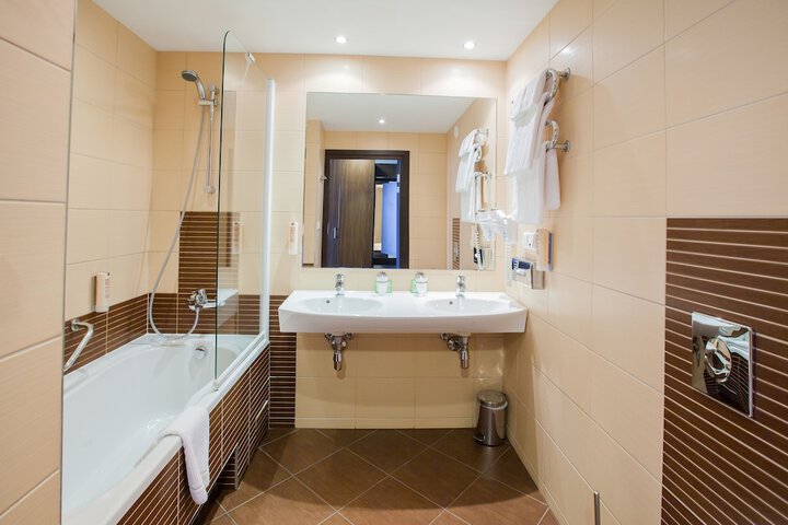 Clean Restrooms