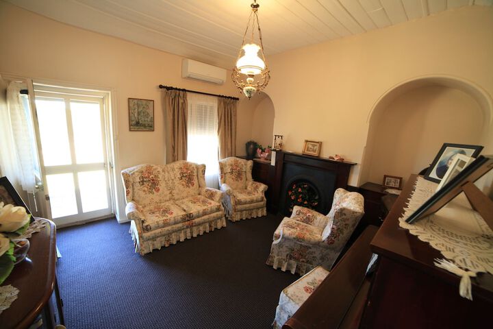 Room 7 of 15
