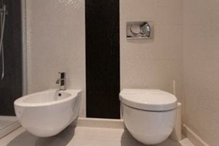 Room 4 of 21