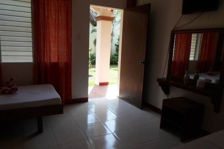 Room 13 of 116