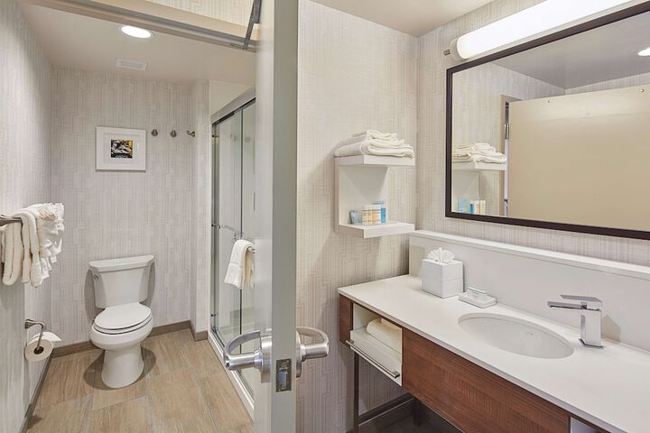 Bathroom shower