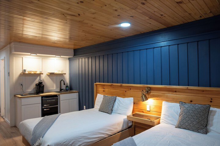 Room 16 of 47