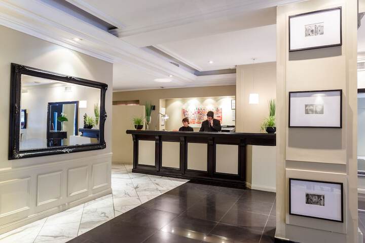 Hotel Interior 4 of 38