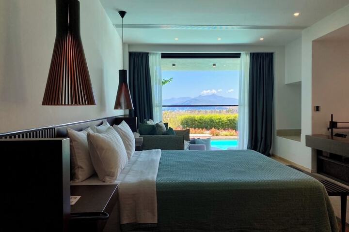 Room 21 of 97