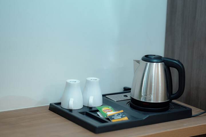 Room 10 of 20