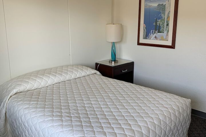 Economy Queenbed (13 of 16)