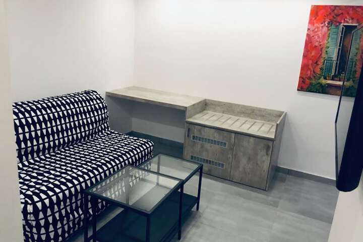 Room 15 of 99