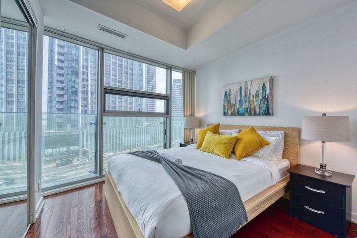 Room 55 of 273
