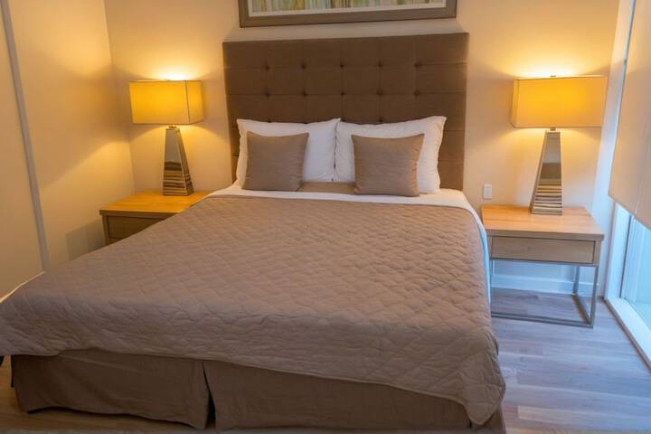 Room 5 of 32