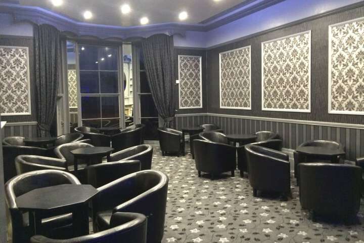 Entrance & Lobby