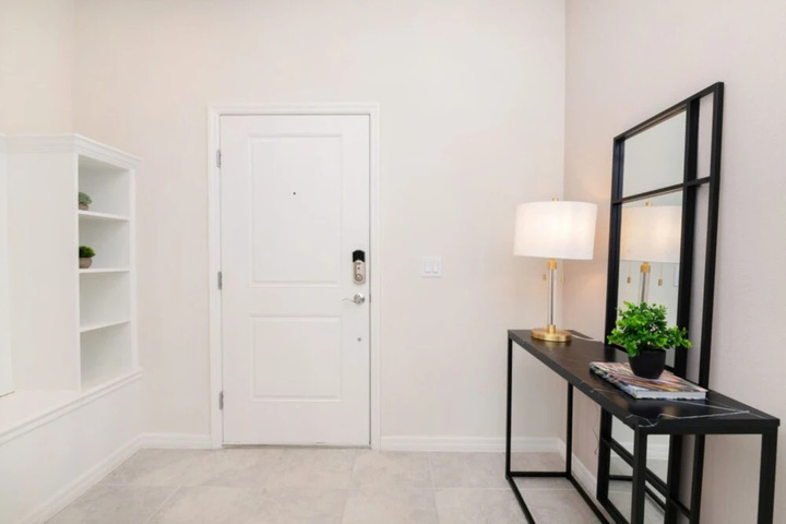 Room 2 of 24