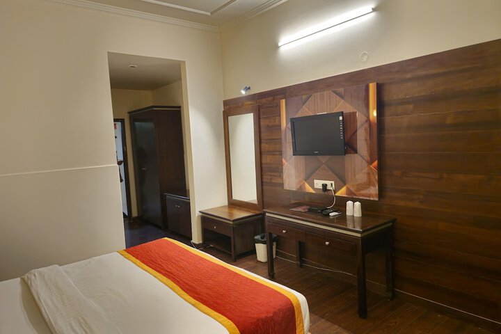 Room 37 of 88
